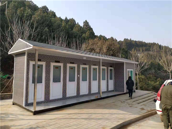 移动厕所远出西藏!