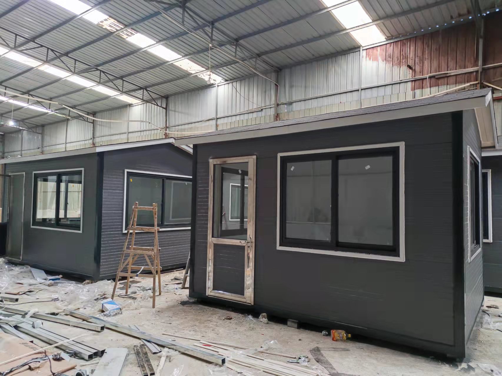 岗亭生产车间实拍